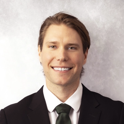 A headshot photo of Dr. Ryan Renz of Rhodes Chiropractic